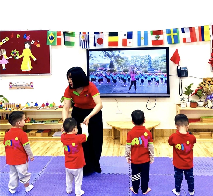 HÀNH TRÌNH ĐI HỌC CỦA BẠN NHỎ NGÀY THỨ 2 TẠI ASEAN SCHOOL
